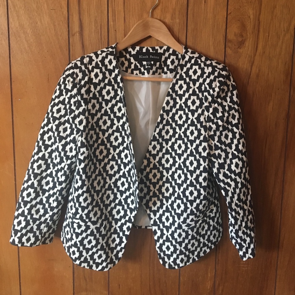 Black Rainn Blazer